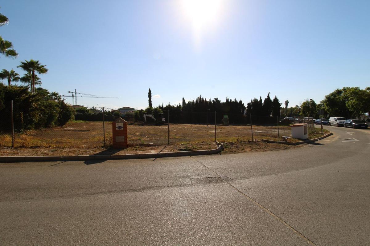 Plot Residential in The Golden Mile