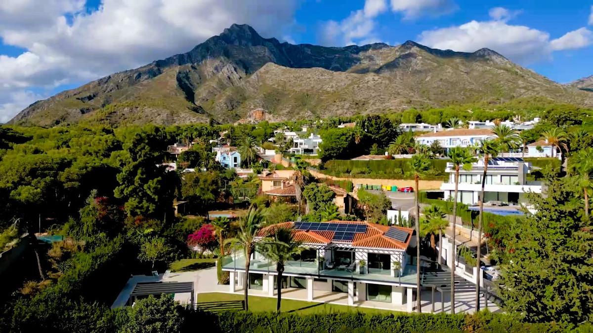 Villa Detached in The Golden Mile