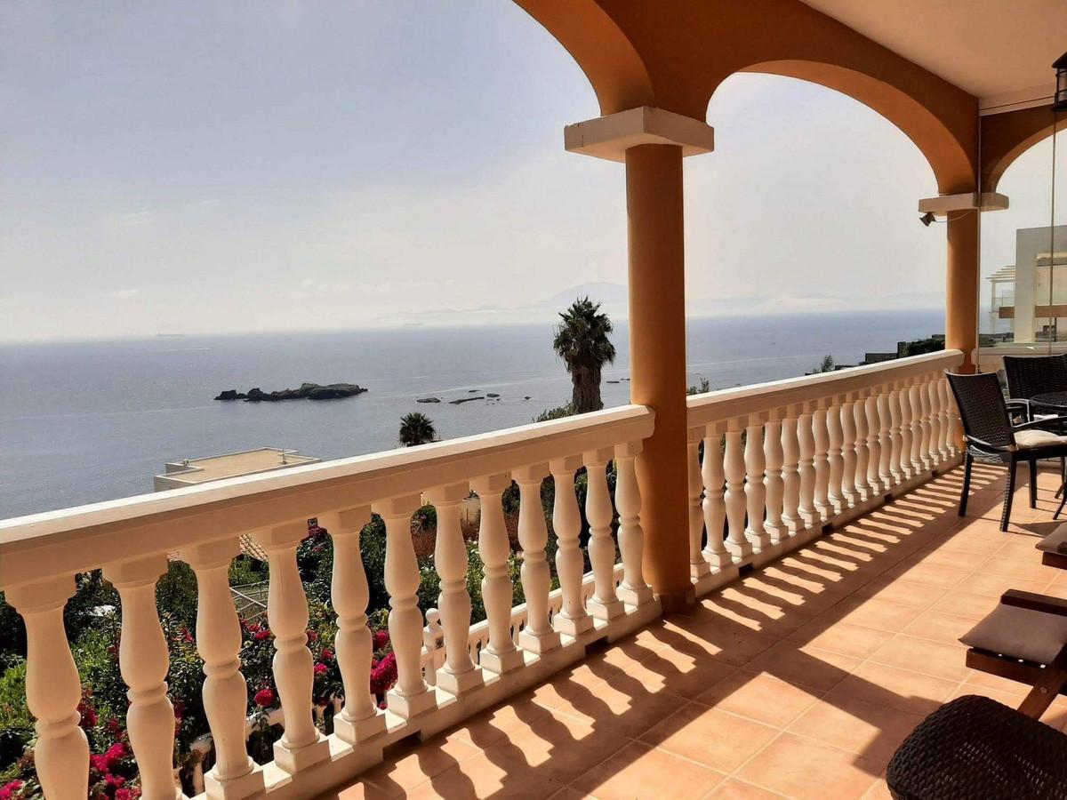 Villa Detached in Algeciras