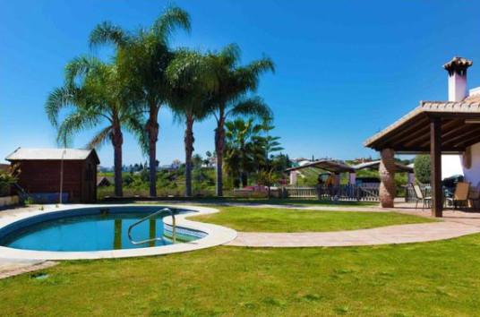 Villa Detached in Estepona