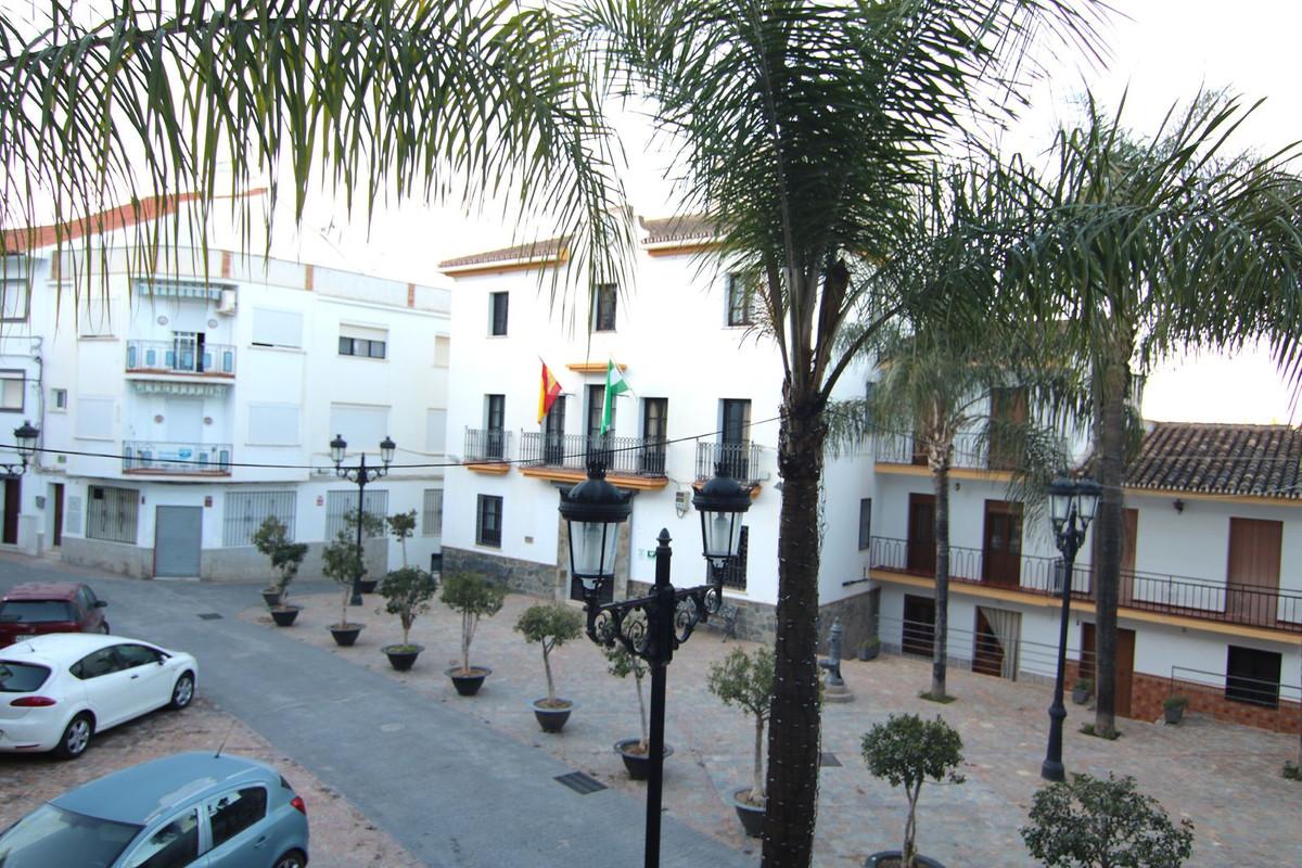 Apartment Middle Floor in Guaro