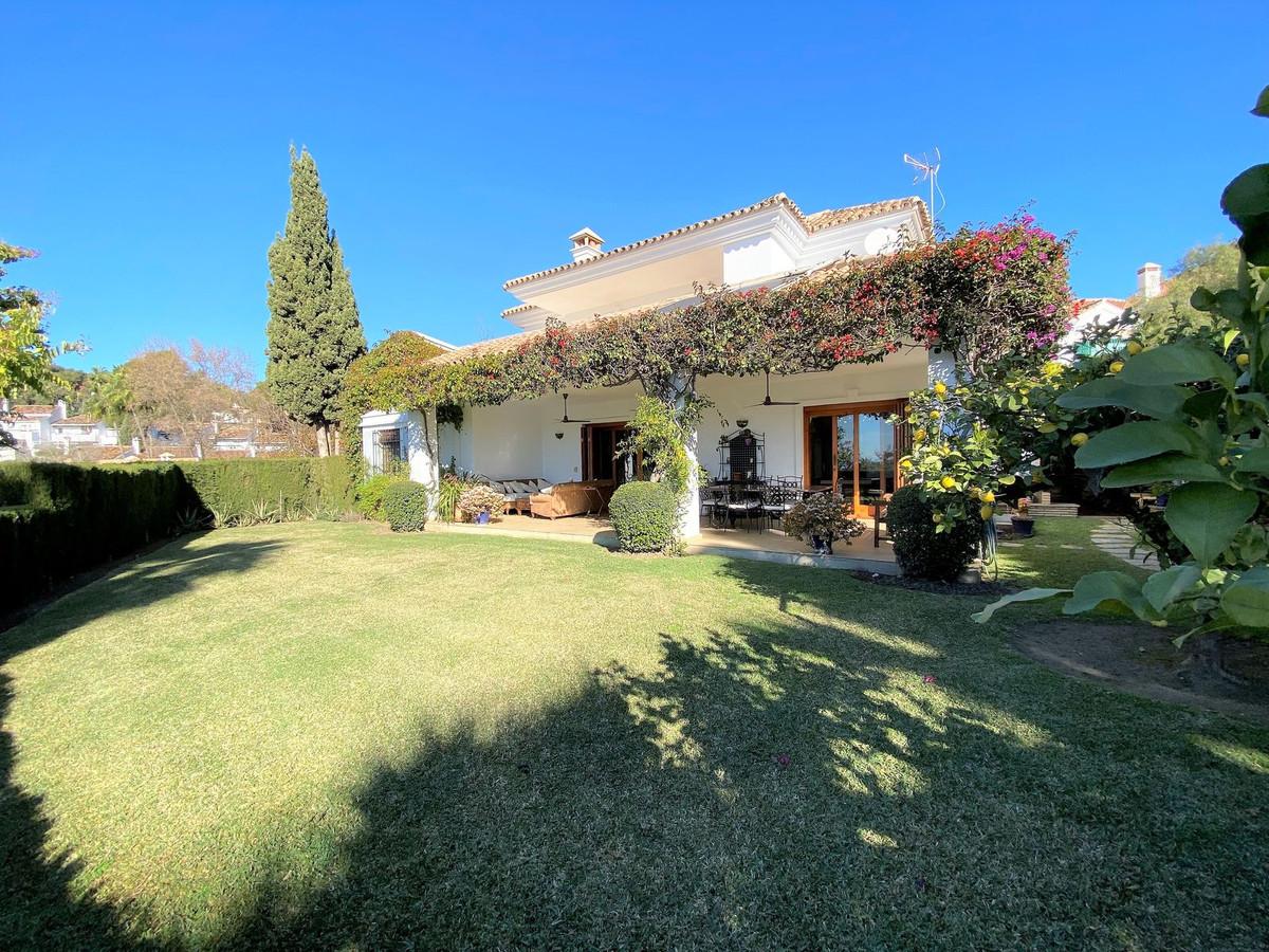 Villa Detached in Marbella