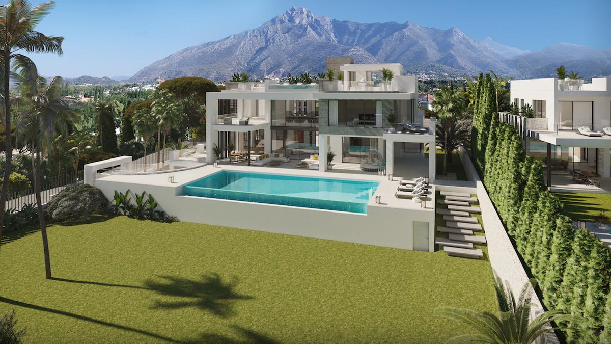 Villa Detached in Marbella