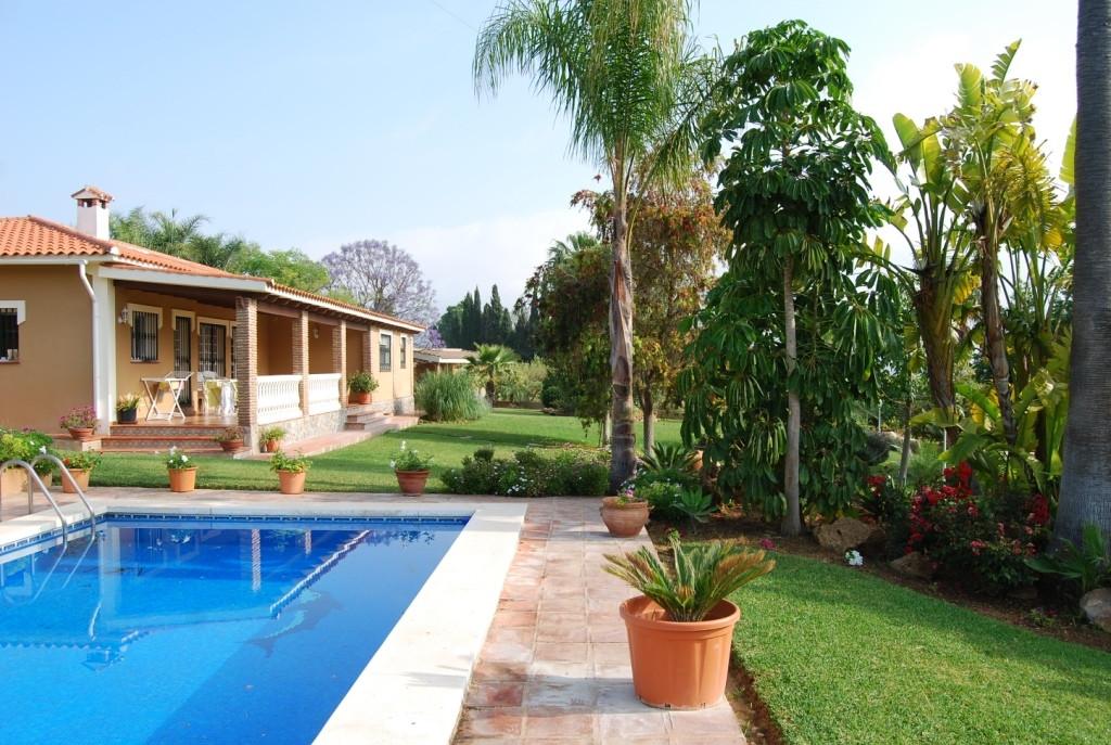Villa Detached in Alhaur&iacute;n de la Torre