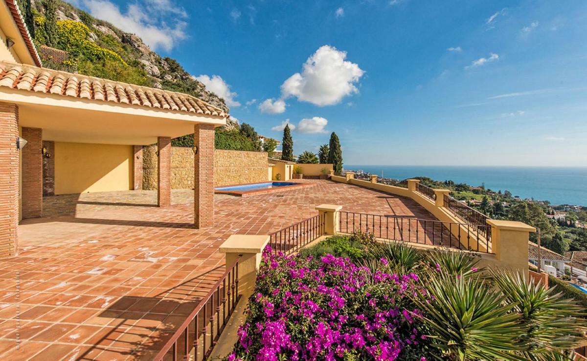 Villa Detached in Benalmadena
