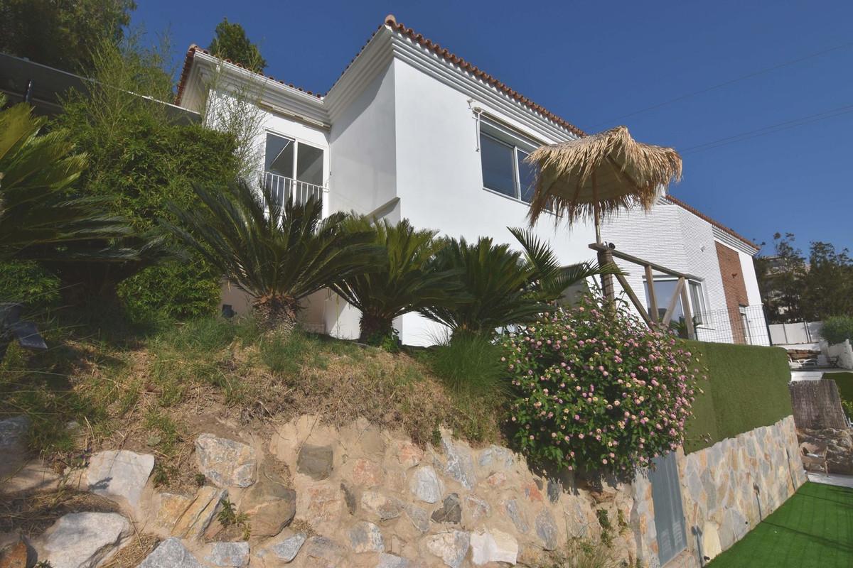 Villa Semi Detached in Fuengirola