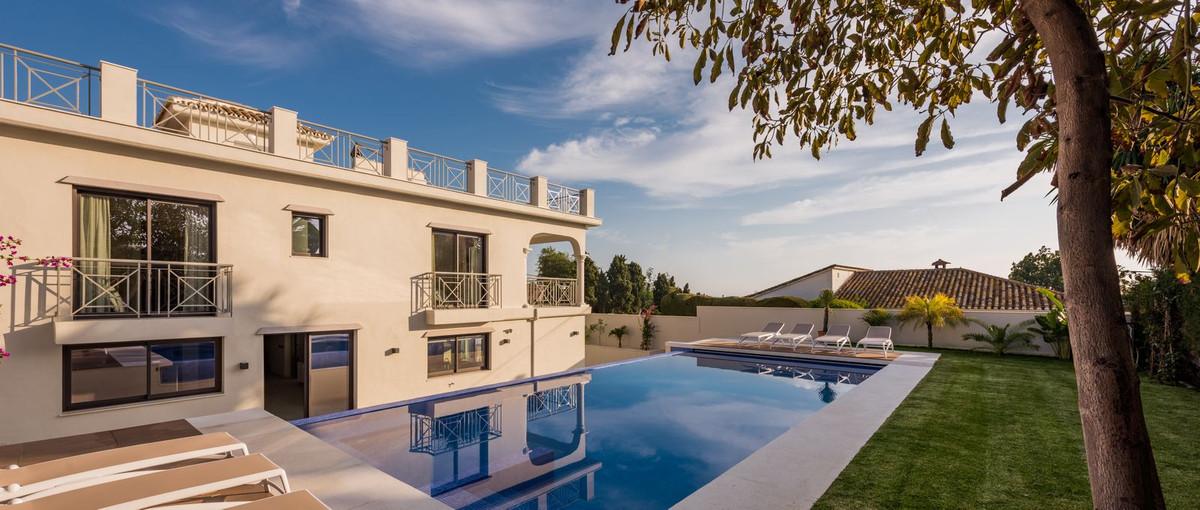 Villa Detached in Río Real