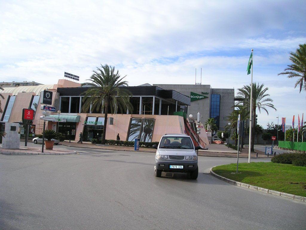 Commercial Office in Puerto Banús