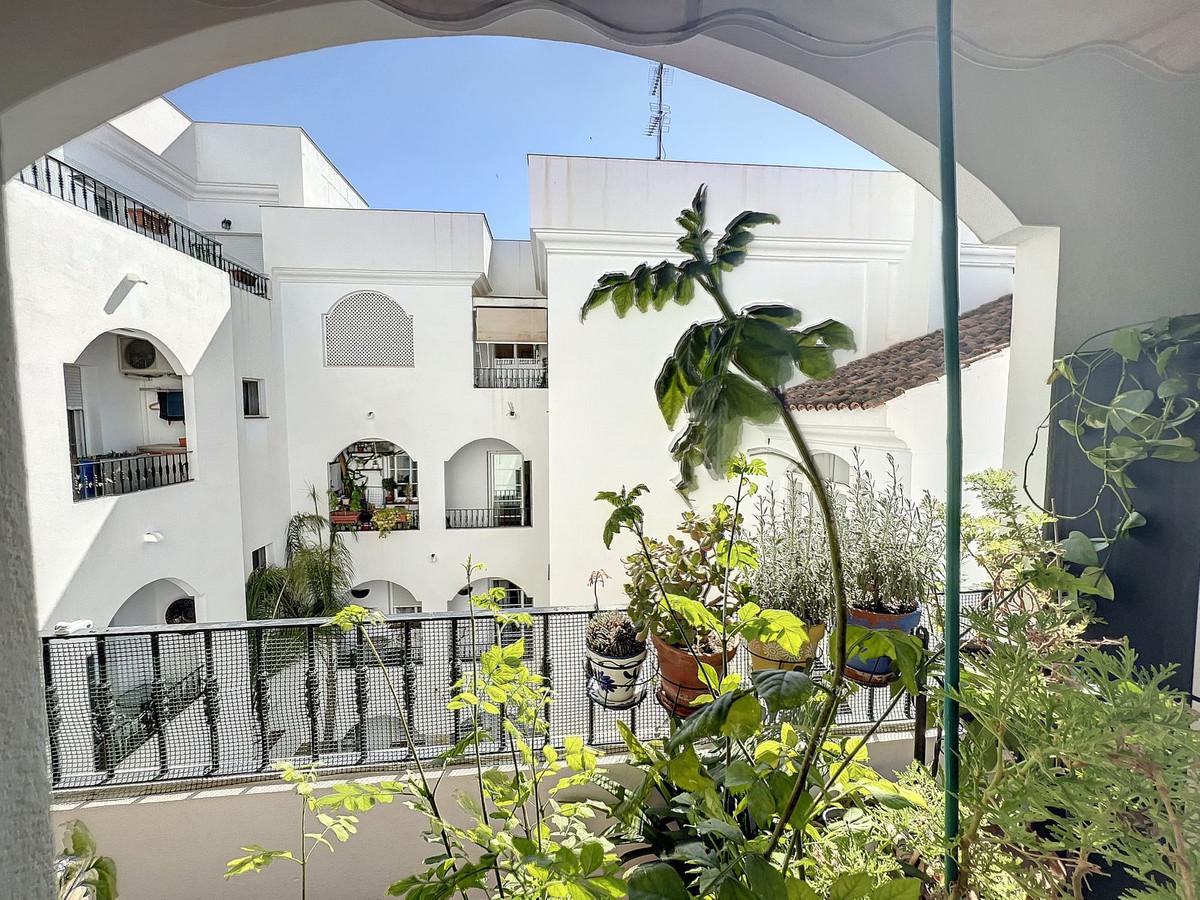 Apartment Middle Floor in Mijas