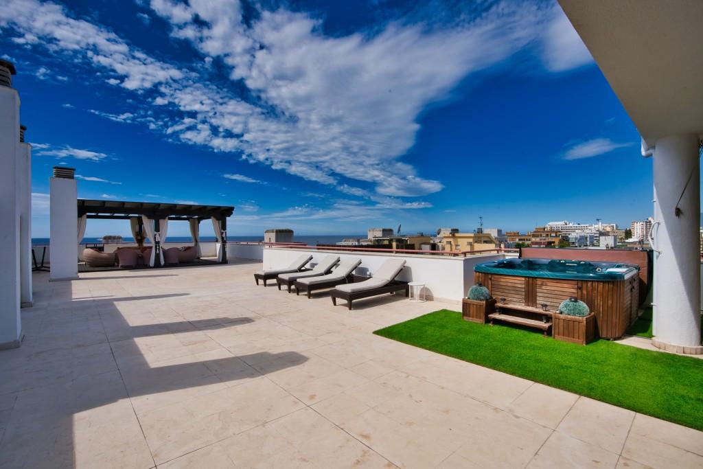 Apartment Penthouse in Marbella