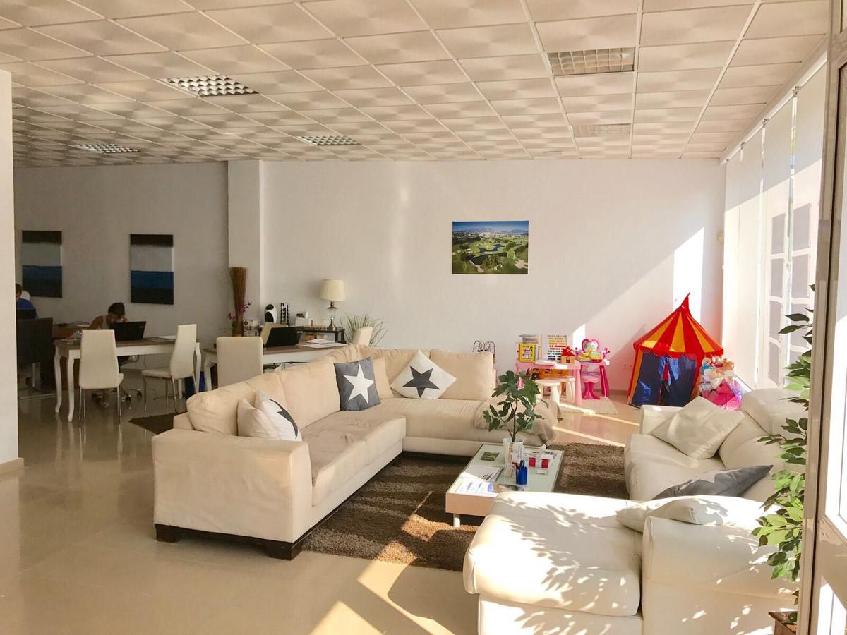 Commercial Commercial Premises in Mijas Golf