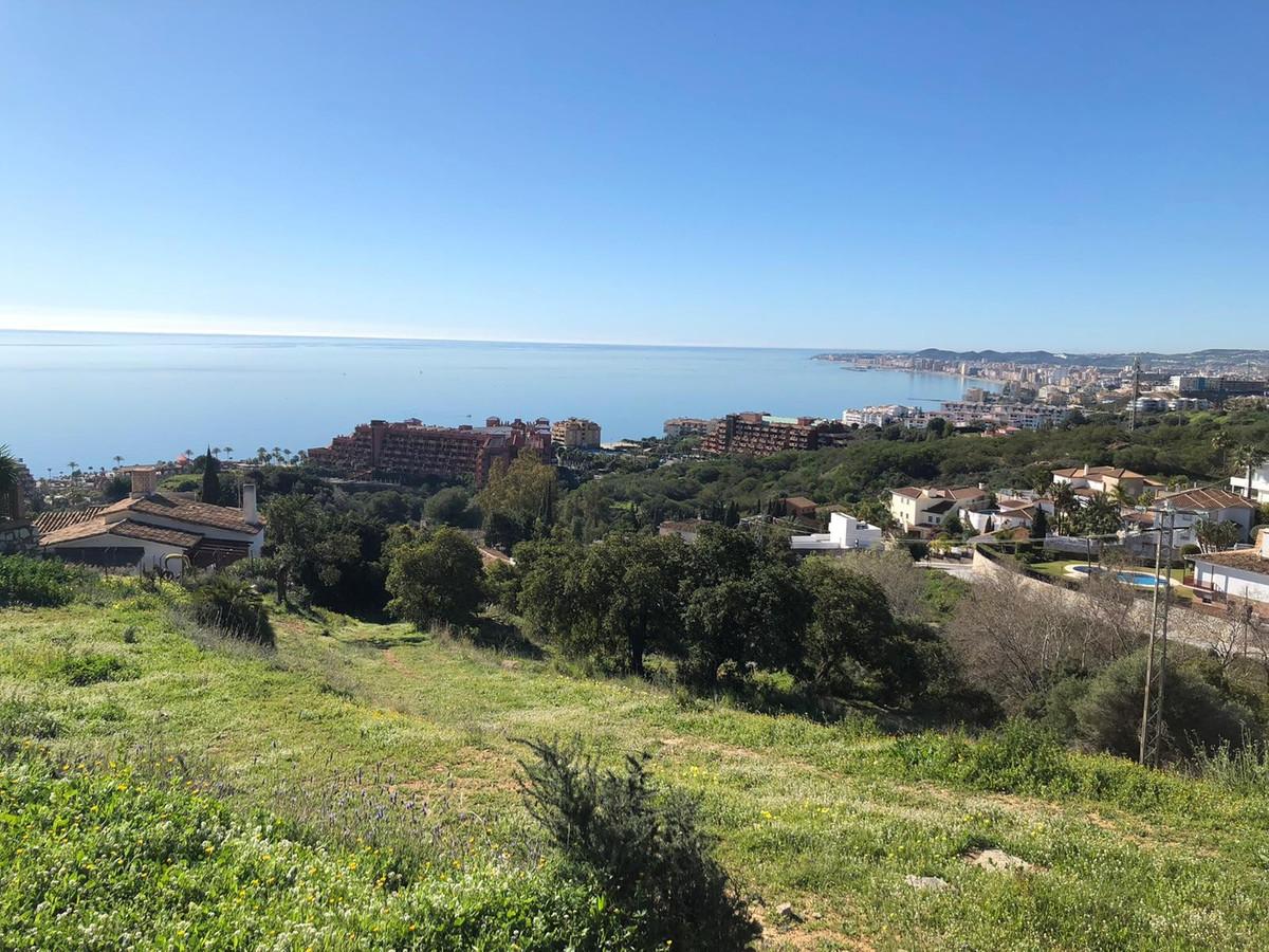 Plot Land in Benalmadena Pueblo