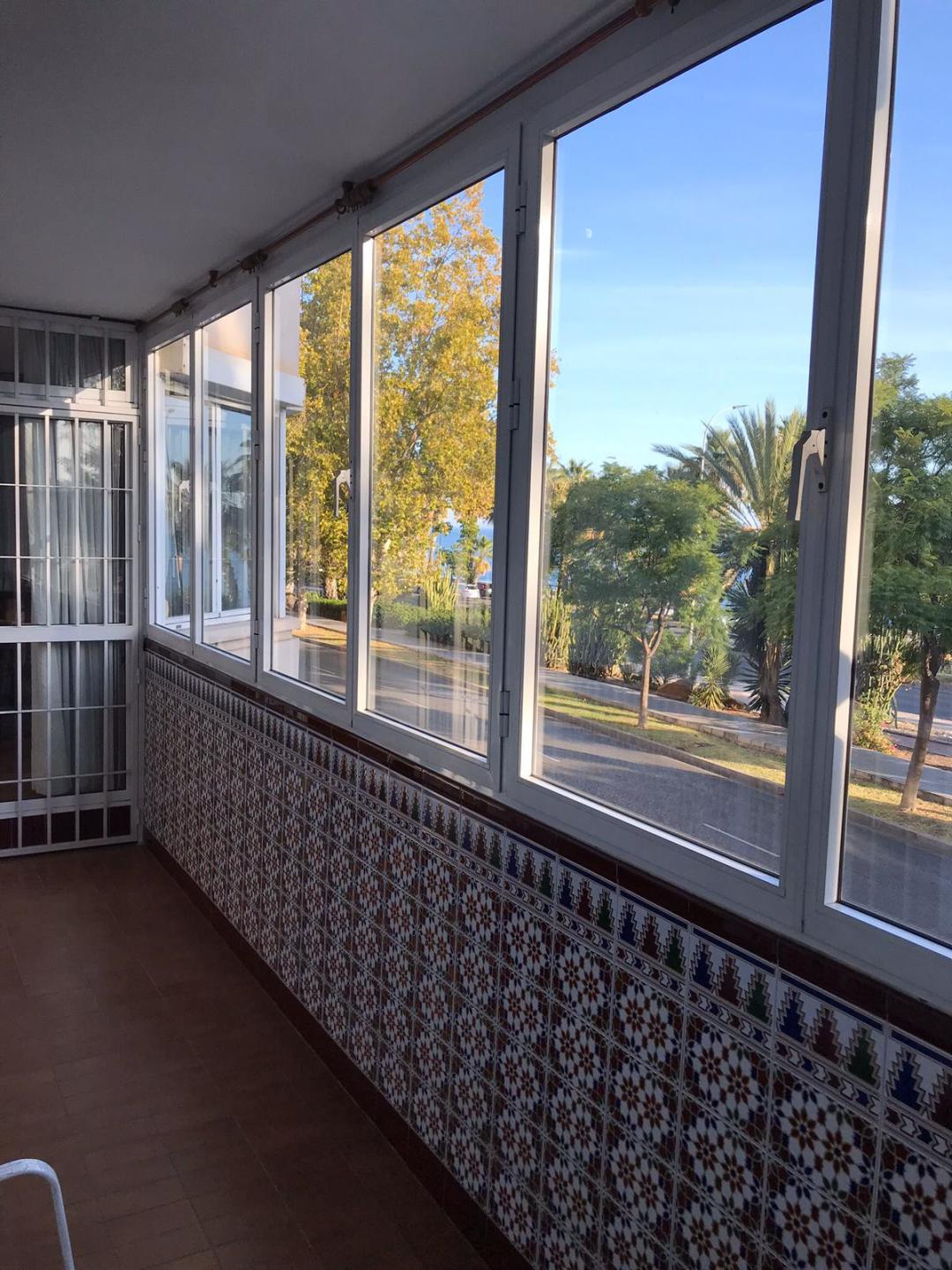 Apartment Middle Floor in Málaga Este