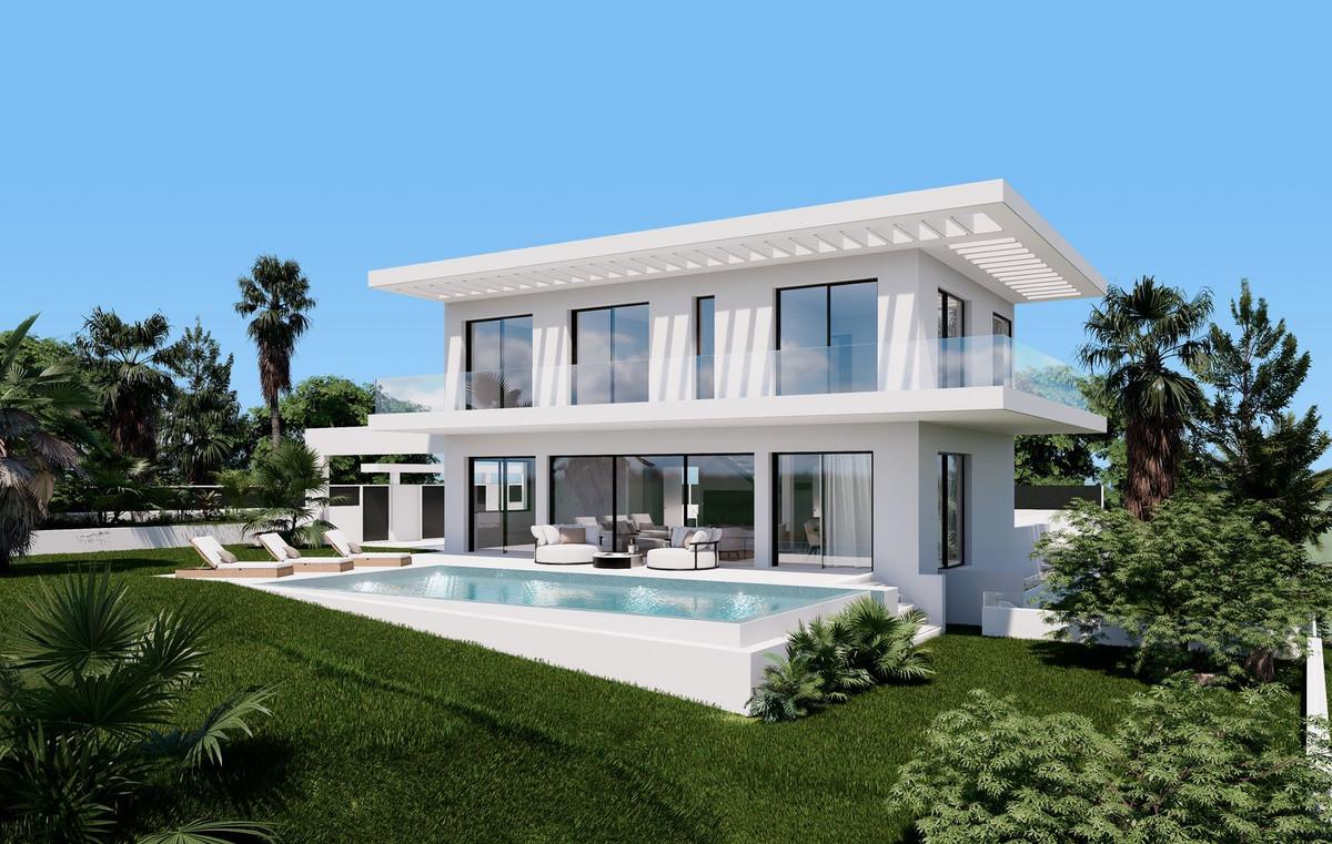 Villa Detached in Elviria