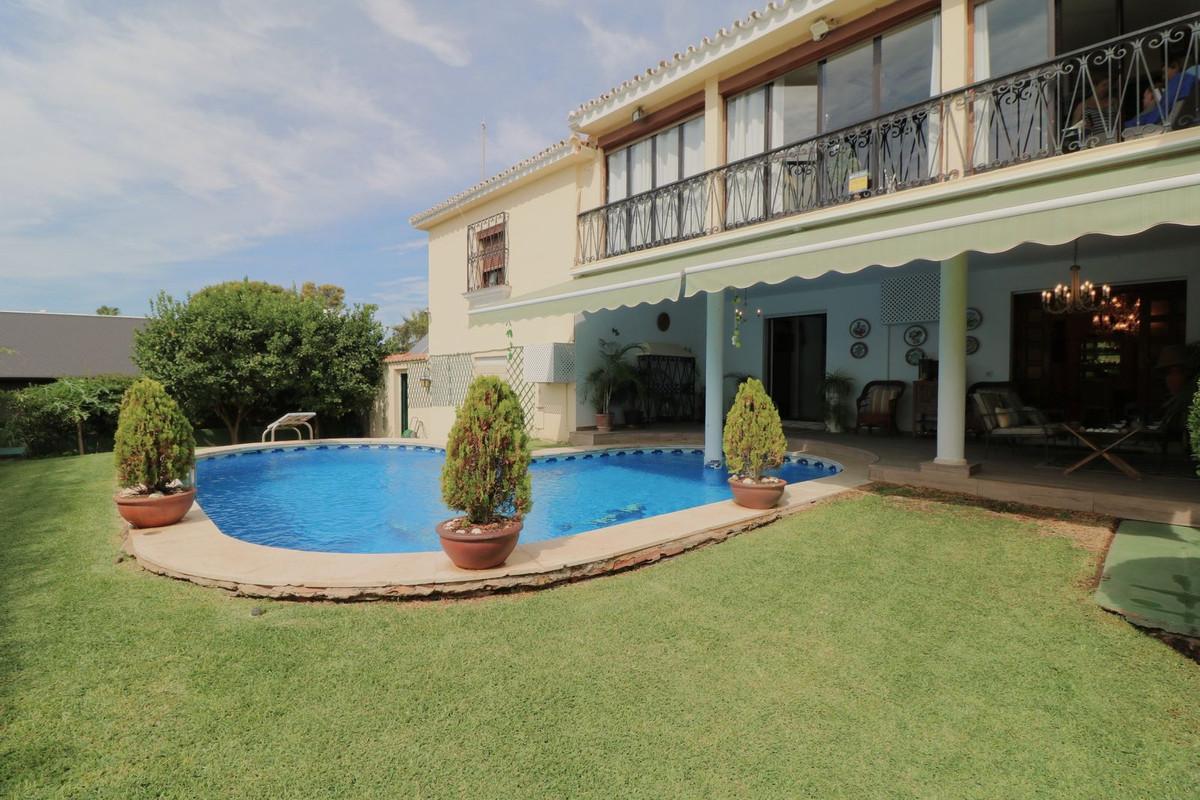 Villa Detached in Marbella