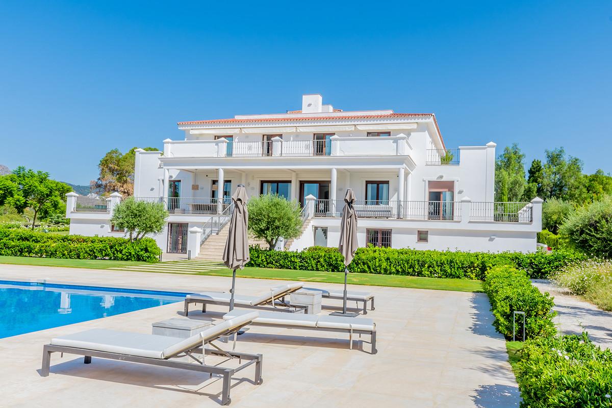 Villa Detached in Guadalmina Alta