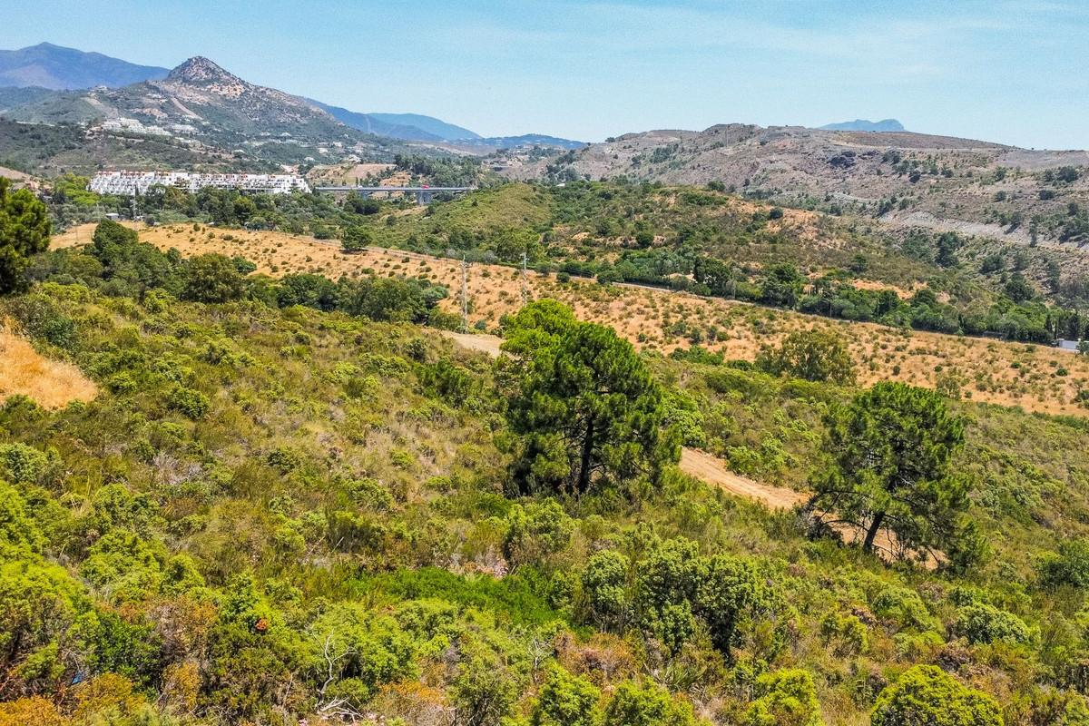 Plot Land in Benahavís