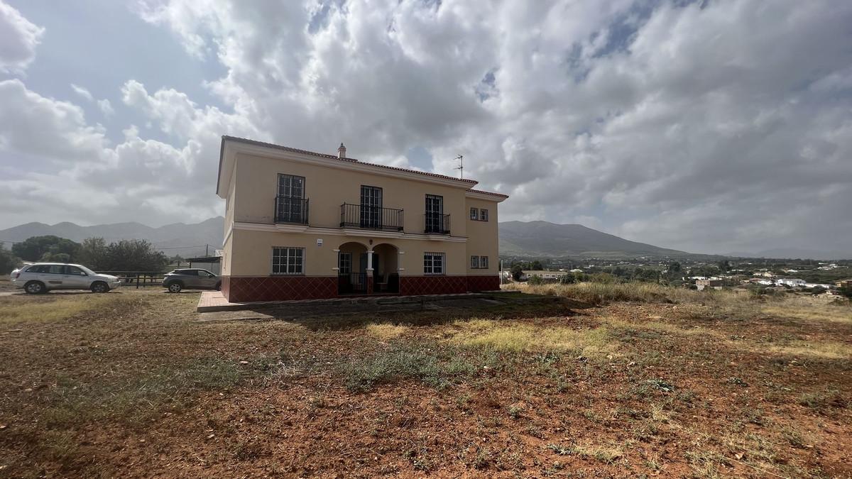 Villa Finca in Alhaurín de la Torre