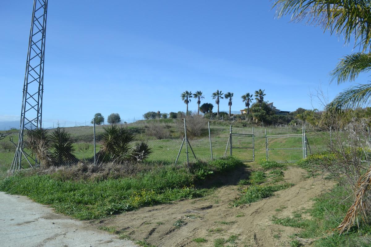 Plot Land in Alhaurín el Grande