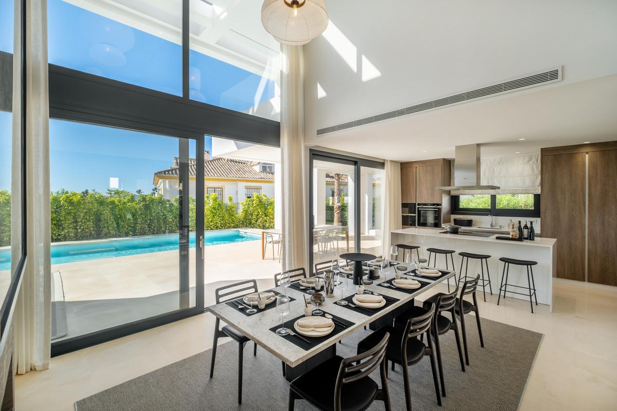 Villa Detached in Estepona