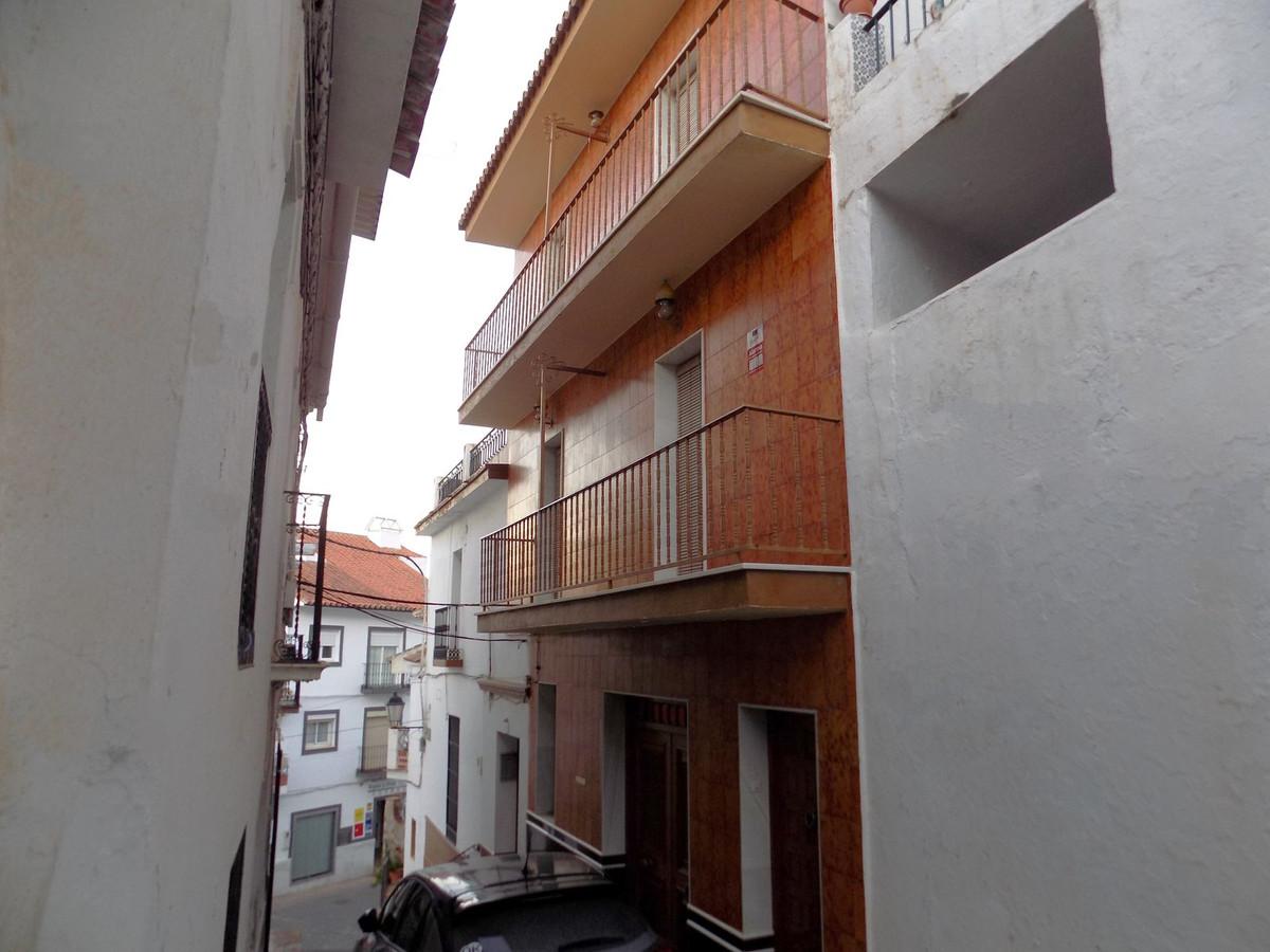 Townhouse Terraced in Guaro