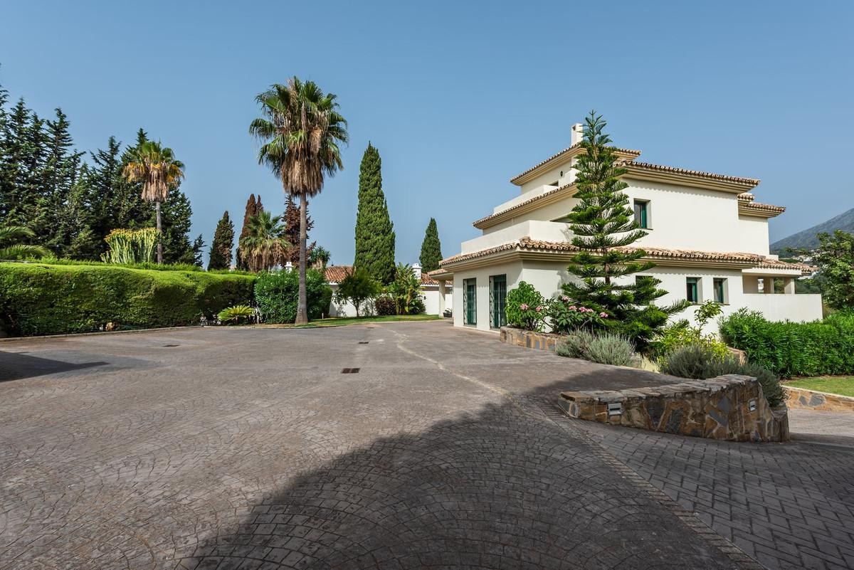 Villa Detached in Marbella