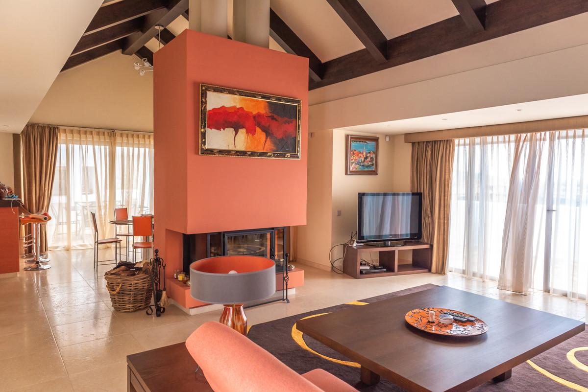 Apartment Penthouse in Los Flamingos