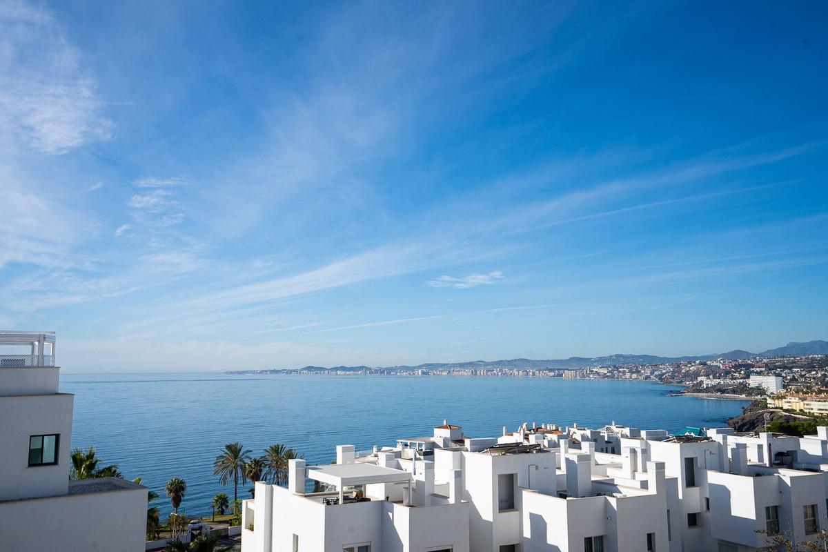 Apartment Middle Floor in Torrequebrada