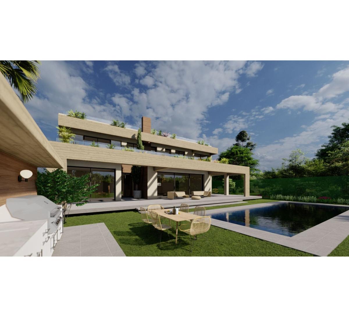 Villa Detached in New Golden Mile