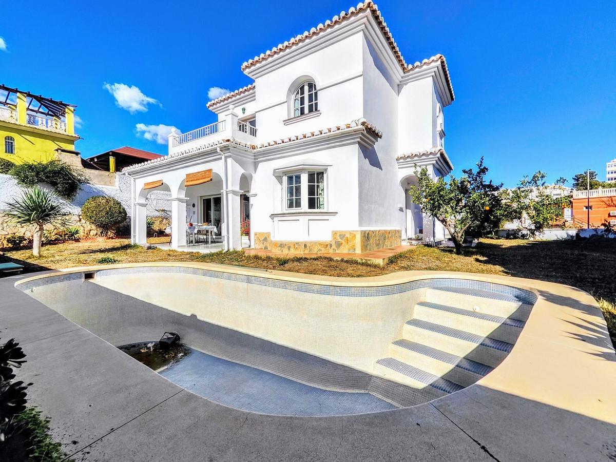Villa Detached in Benalmadena Costa