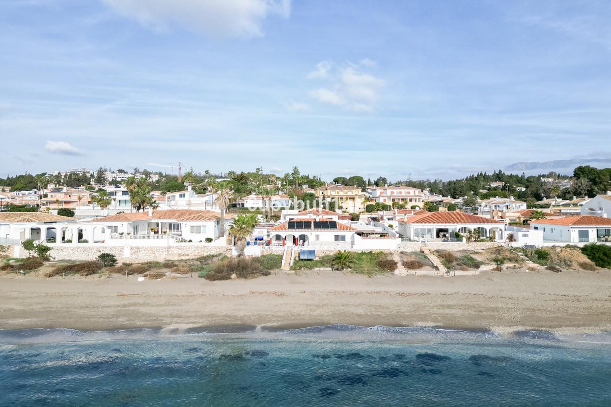 Villa Detached in El Chaparral