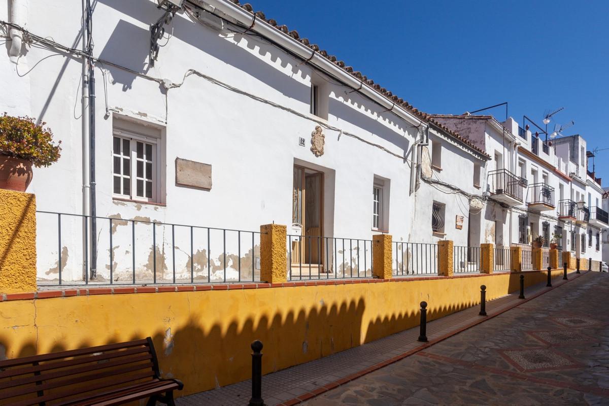 Villa Semi Detached in Cortes de la Frontera