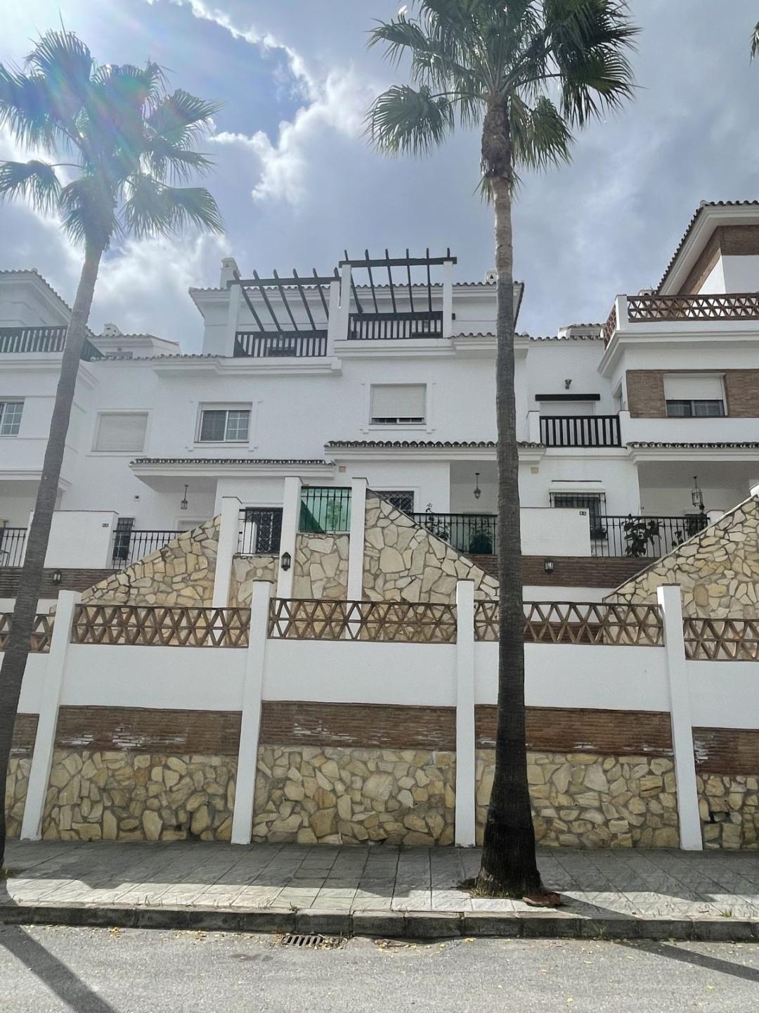 Townhouse Terraced in Lauro Golf