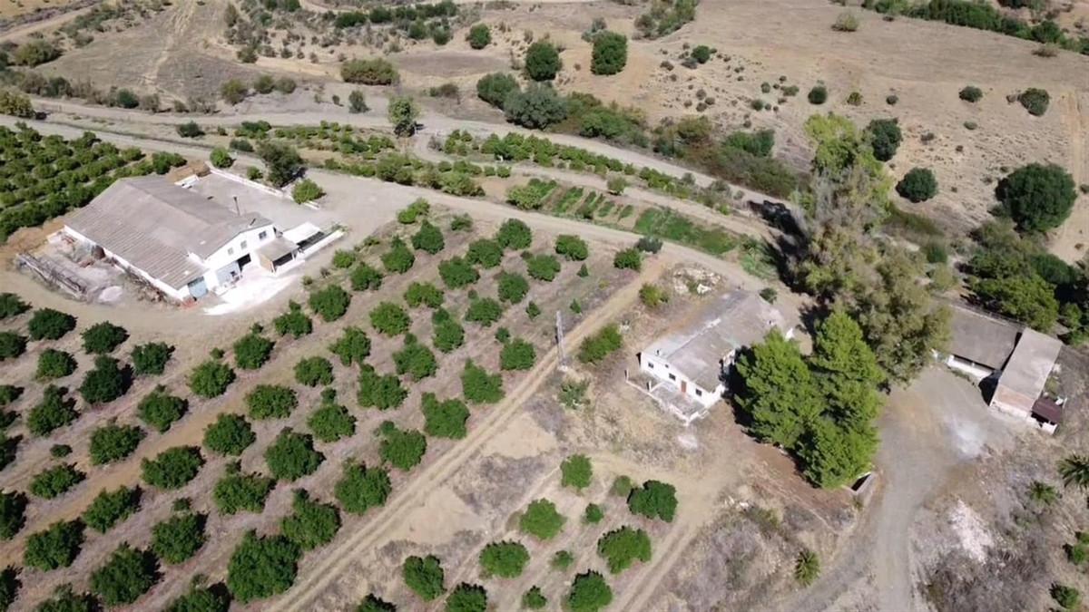Plot Land in Coín