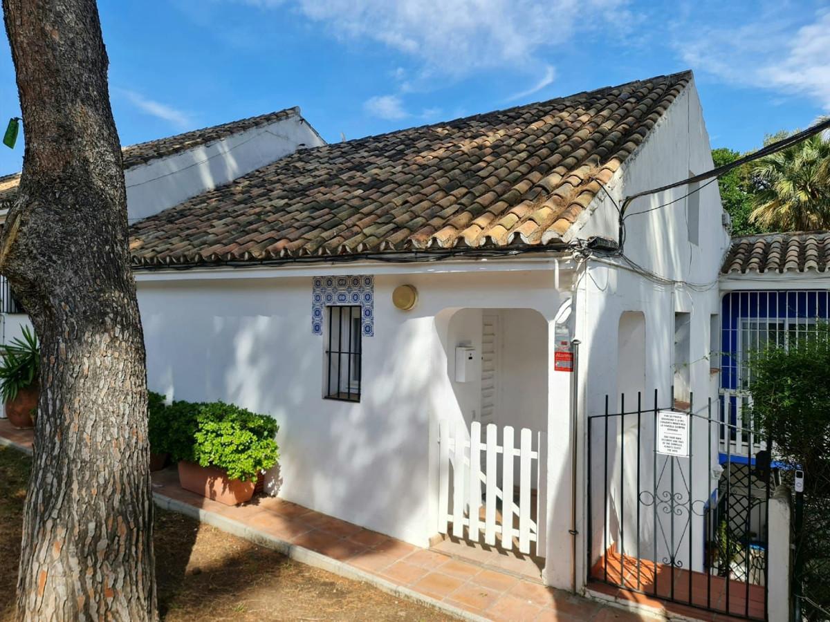 Townhouse Semi Detached in Nueva Andalucía