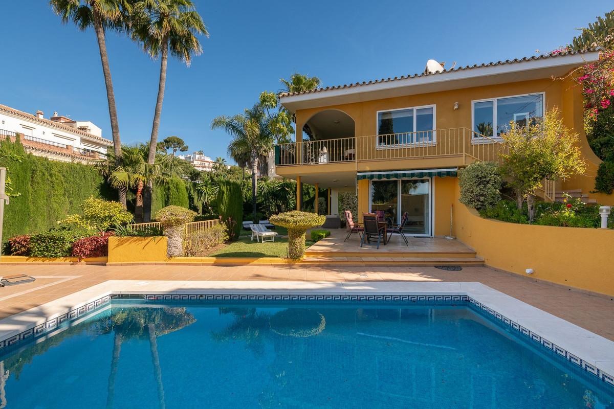 Villa Detached in Riviera del Sol