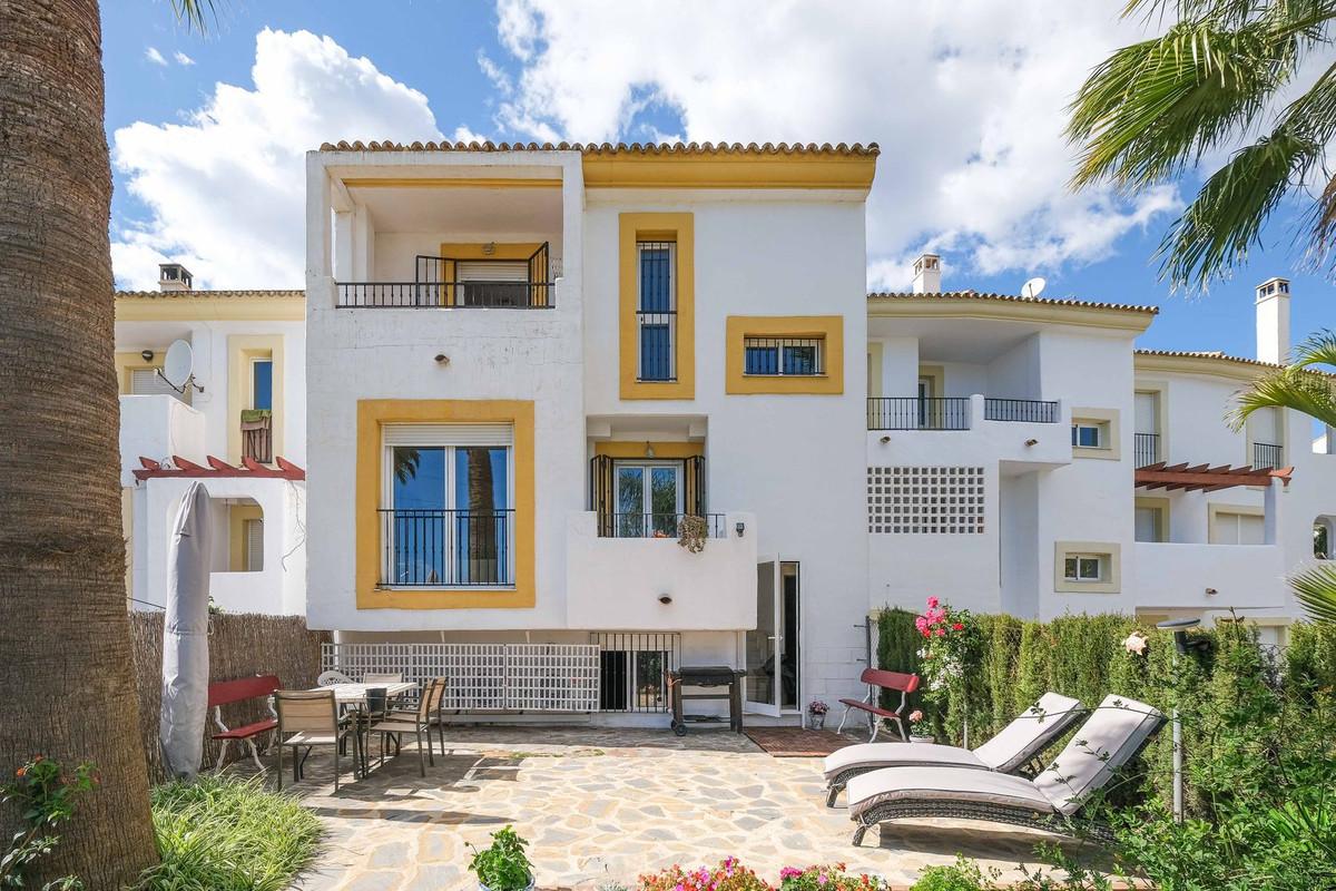 Villa Semi Detached in Riviera del Sol