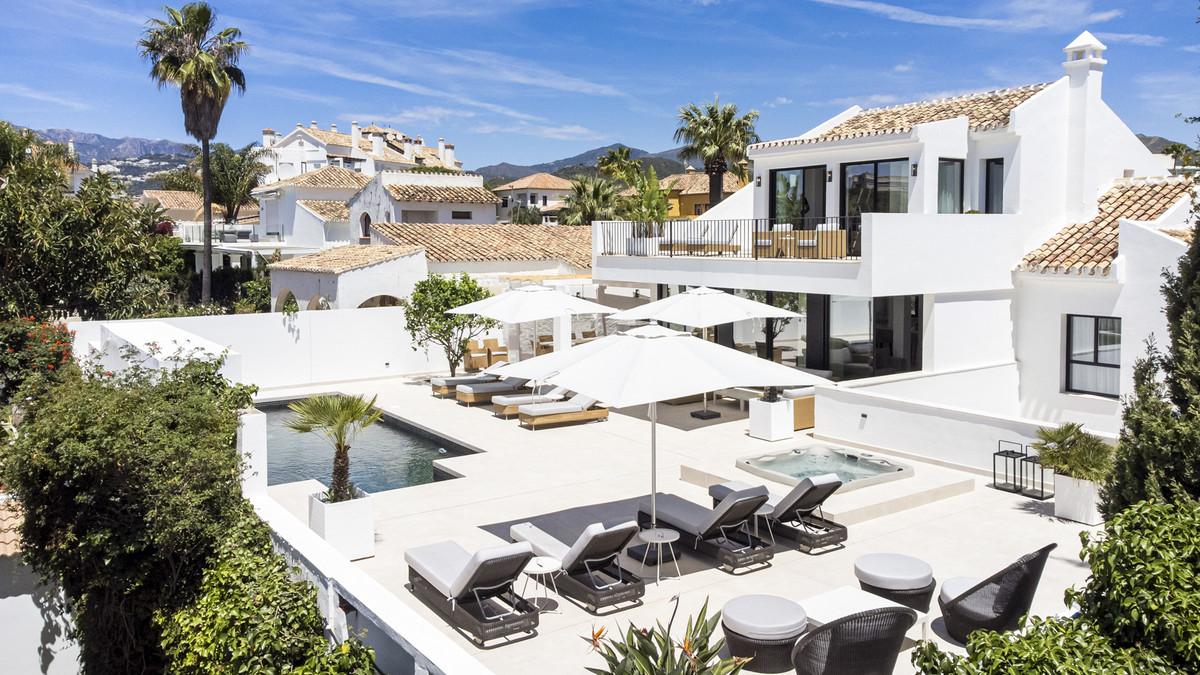 Villa Detached in El Rosario