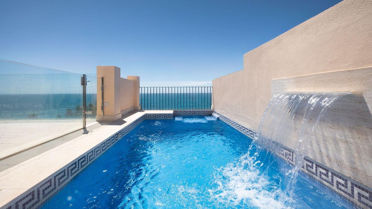 Apartment Penthouse Duplex in Estepona