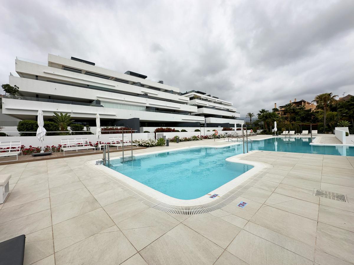 Apartment Middle Floor in Estepona