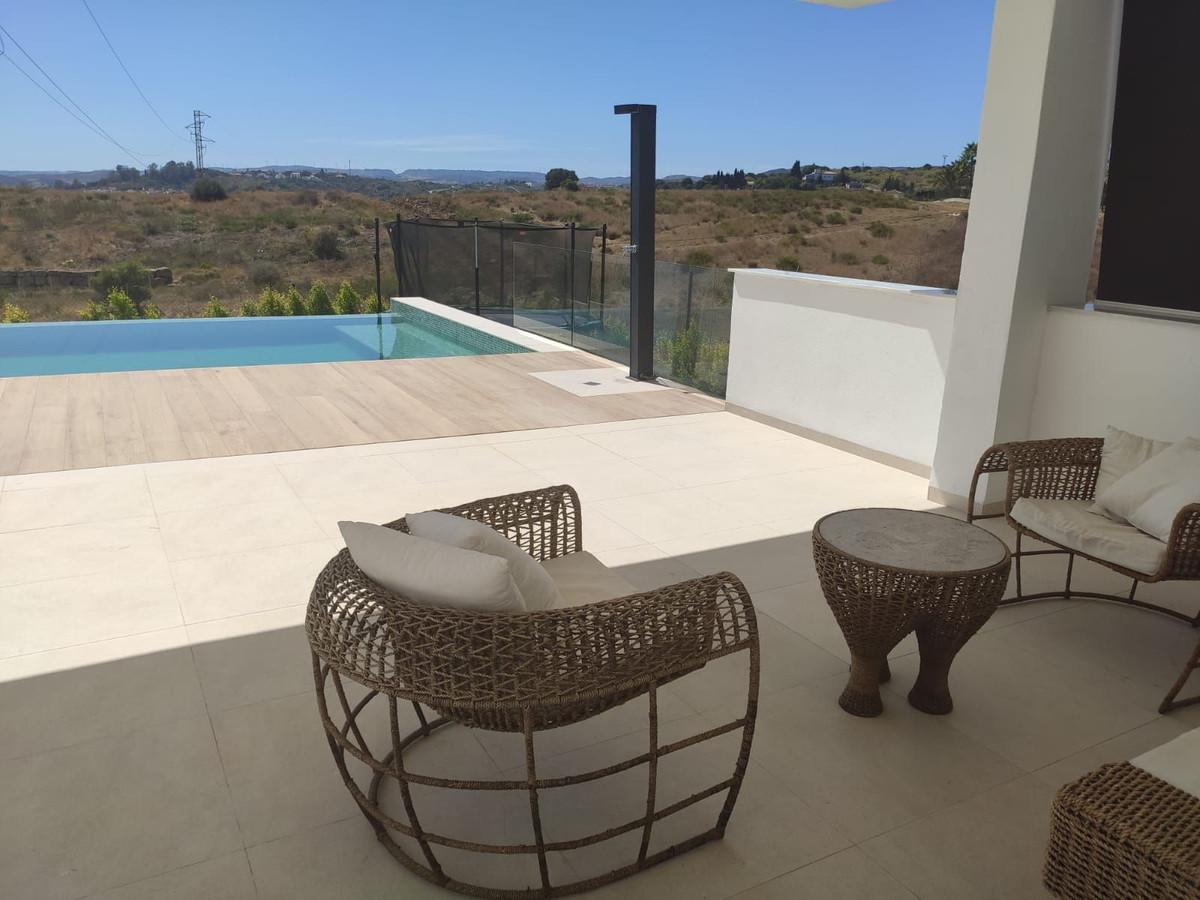 Villa Detached in Estepona