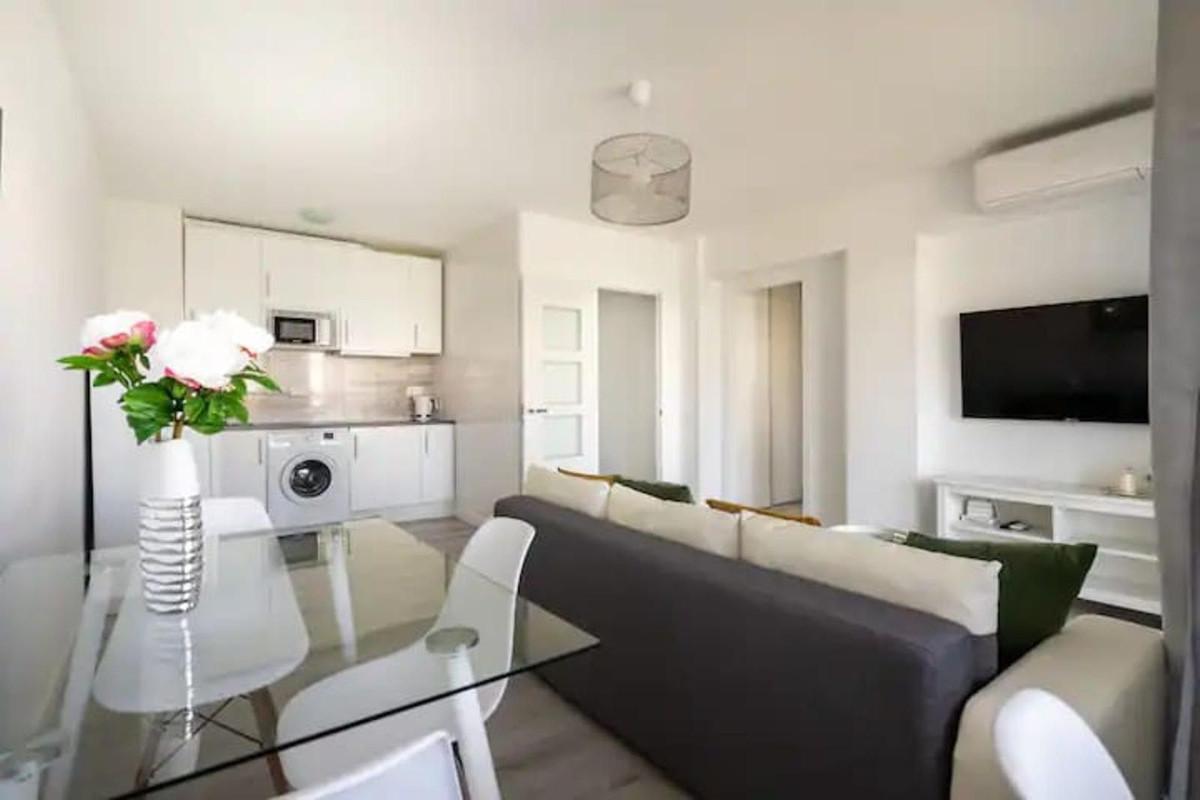 Apartment Middle Floor in Nueva Andalucía