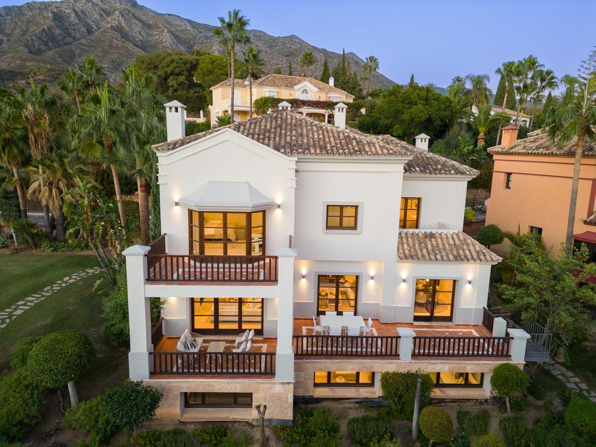 Townhouse Terraced in The Golden Mile