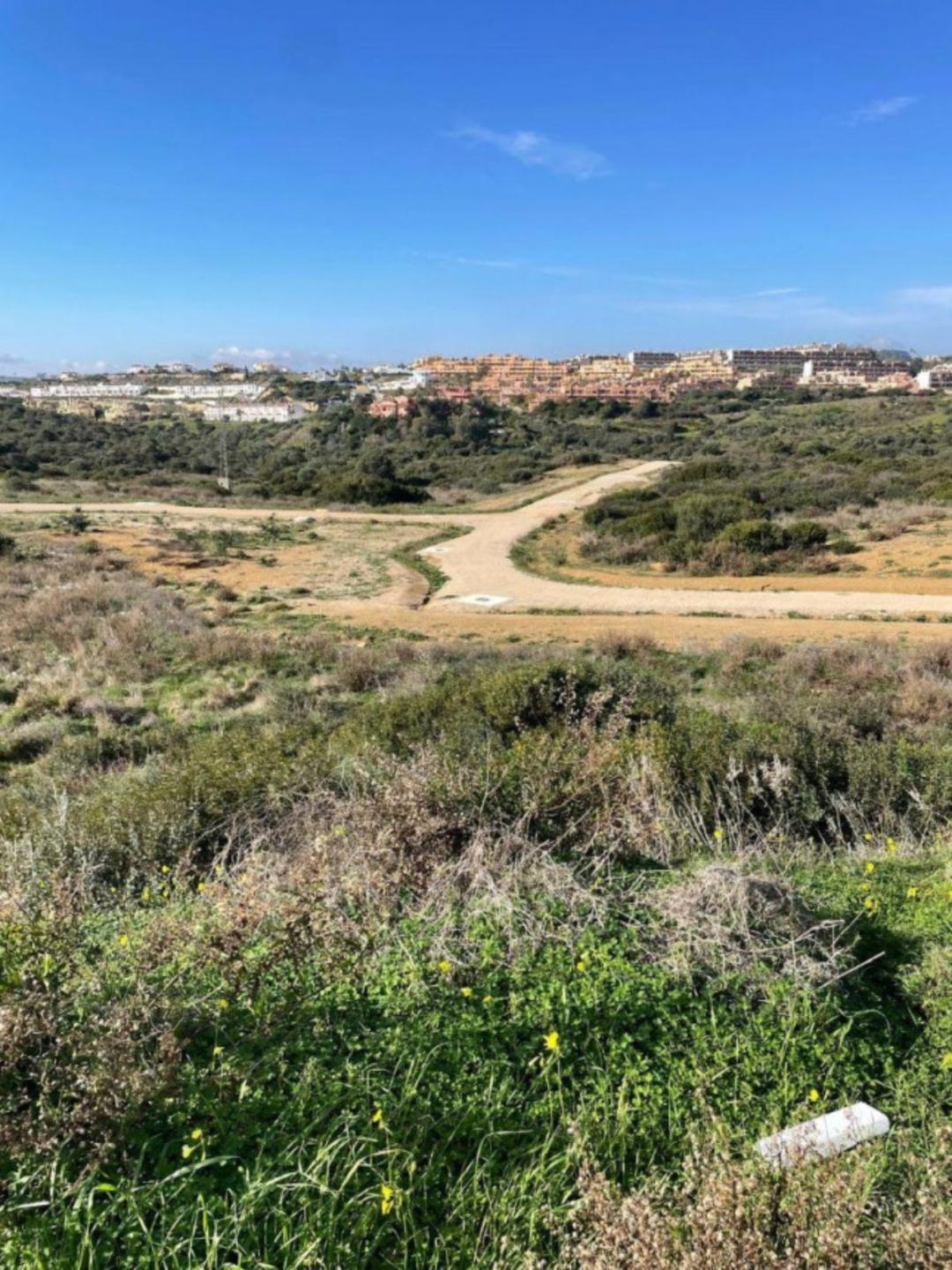 Plot Residential in Casares Playa