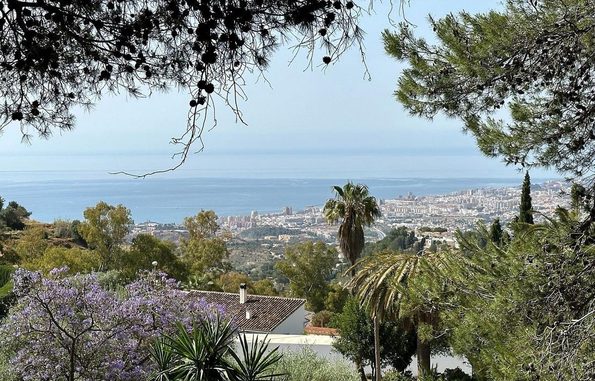 Plot Residential in Mijas