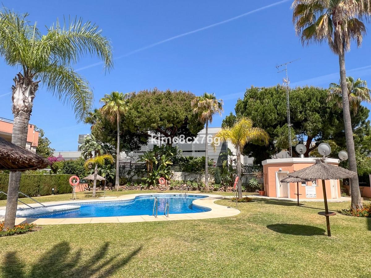 Apartment Middle Floor in Marbella