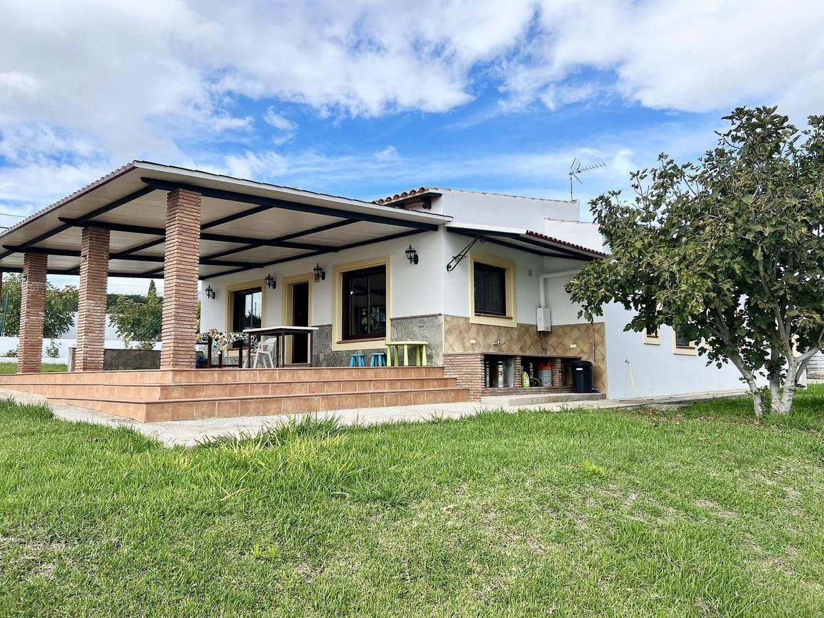 Villa Detached in Estepona