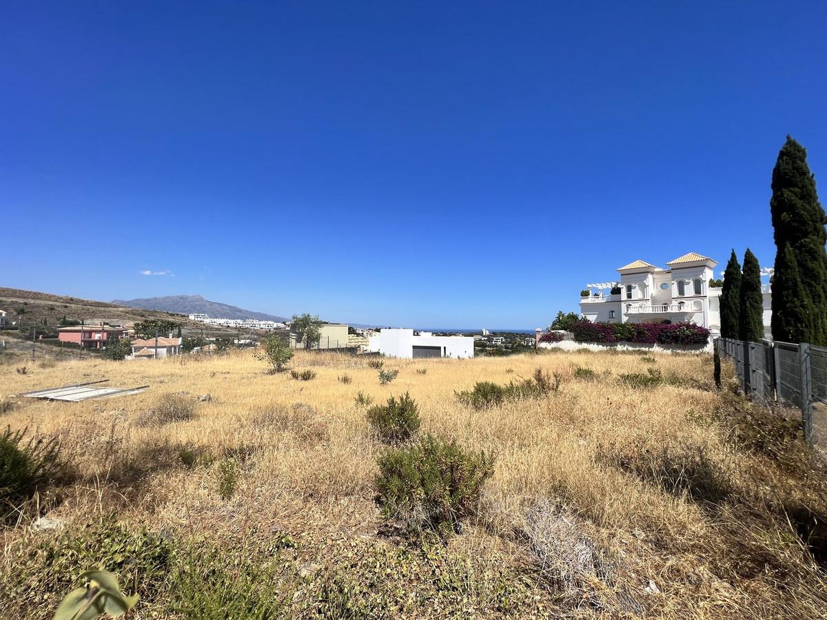 Plot Residential in Benahavís