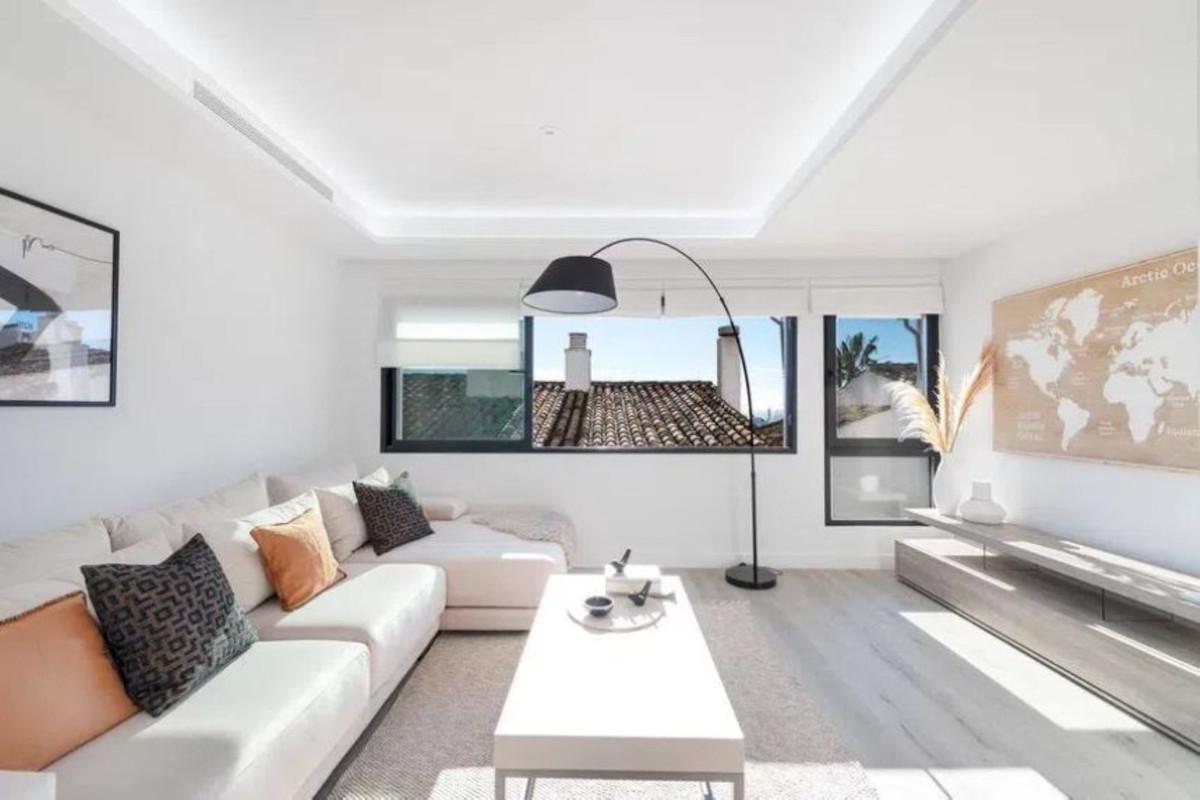 Apartment Middle Floor in Puerto Banús