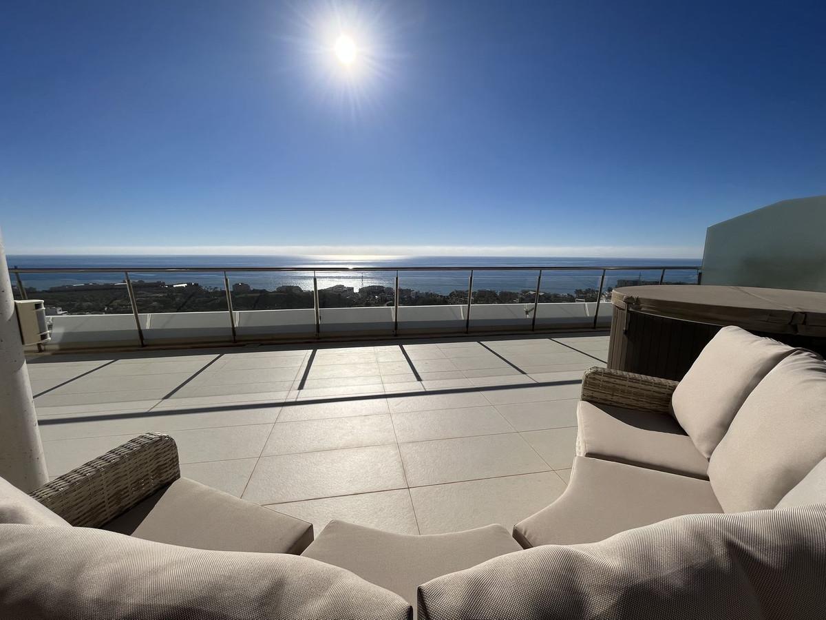Apartment Penthouse in Benalmadena